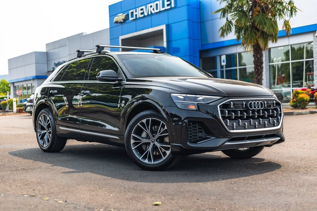 2025 Audi Q8
